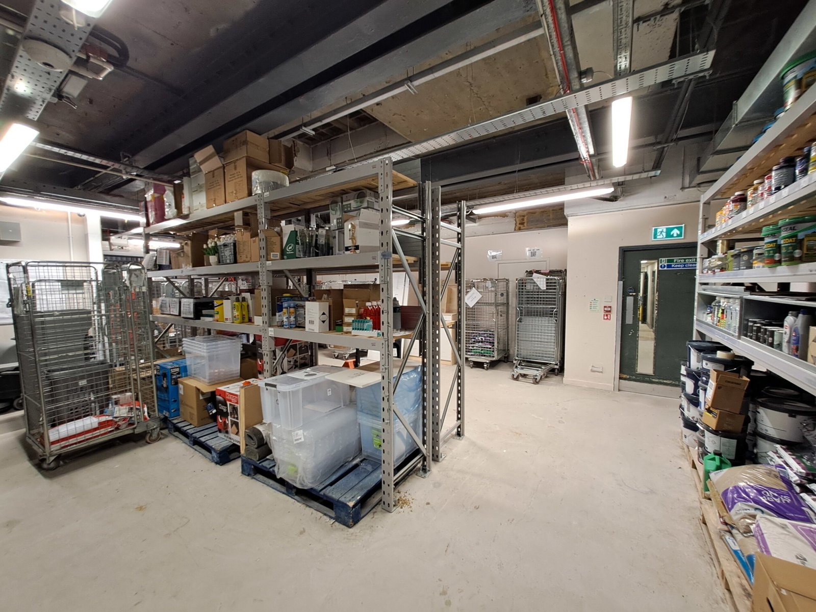 0388c11b-f21e-4353-93d9-b9253475f3c9