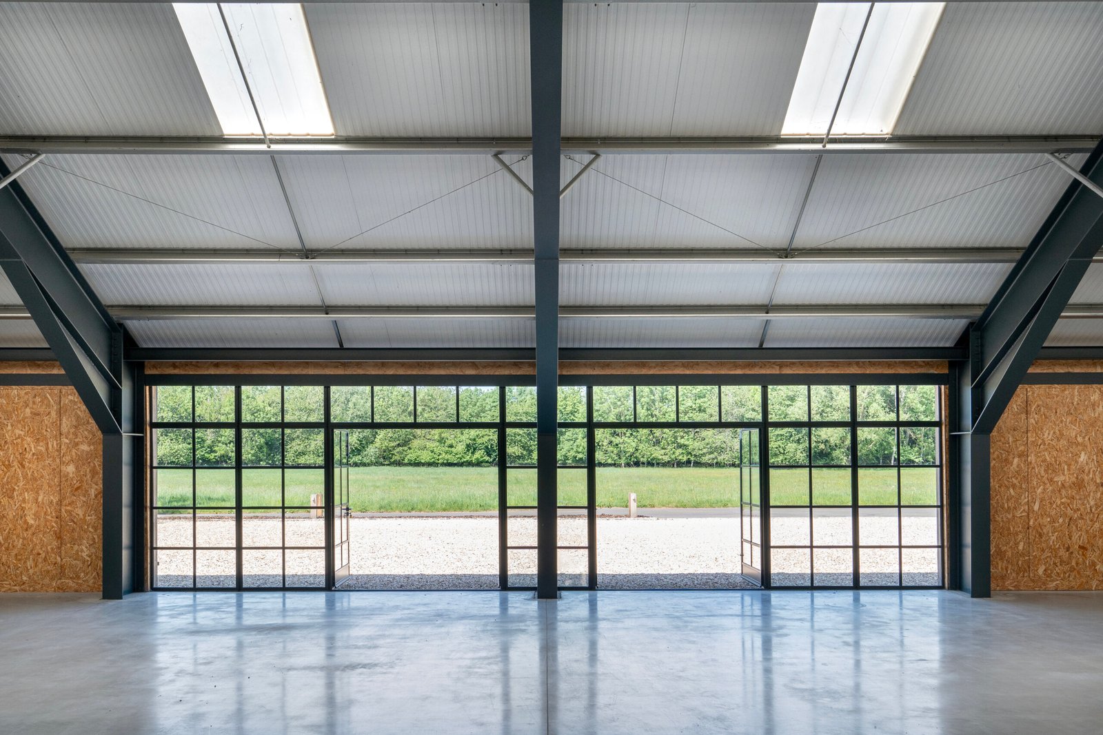 098421fb-4082-4bd4-88ac-e20a4564d4ad