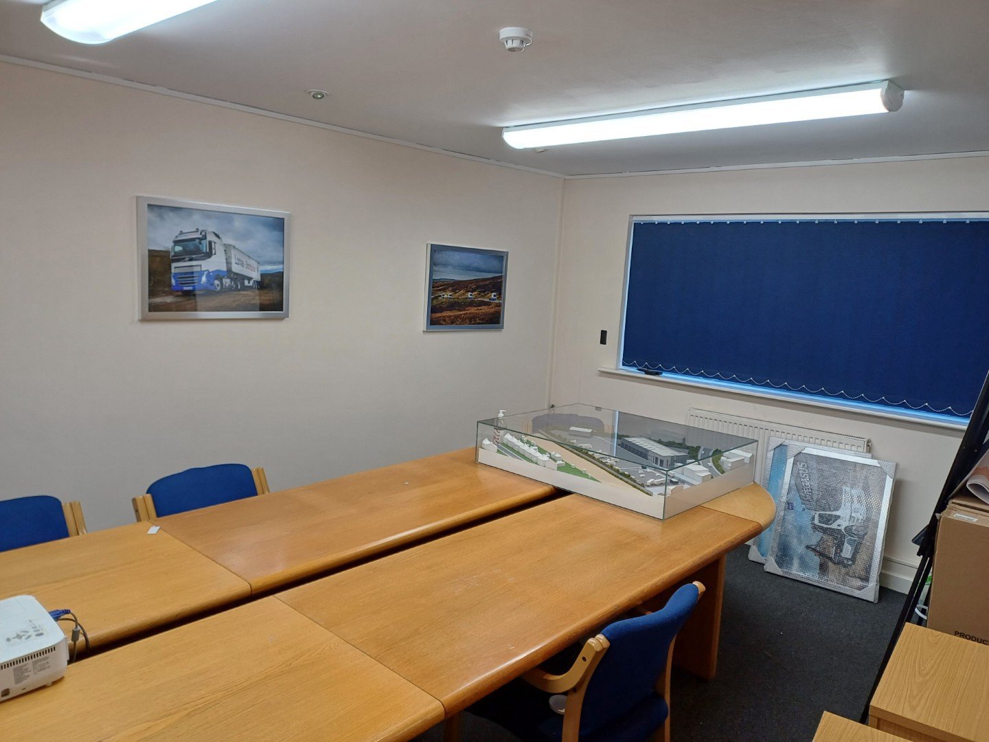 0b3d7aa6-a973-47c0-ac8a-b4deeee78551