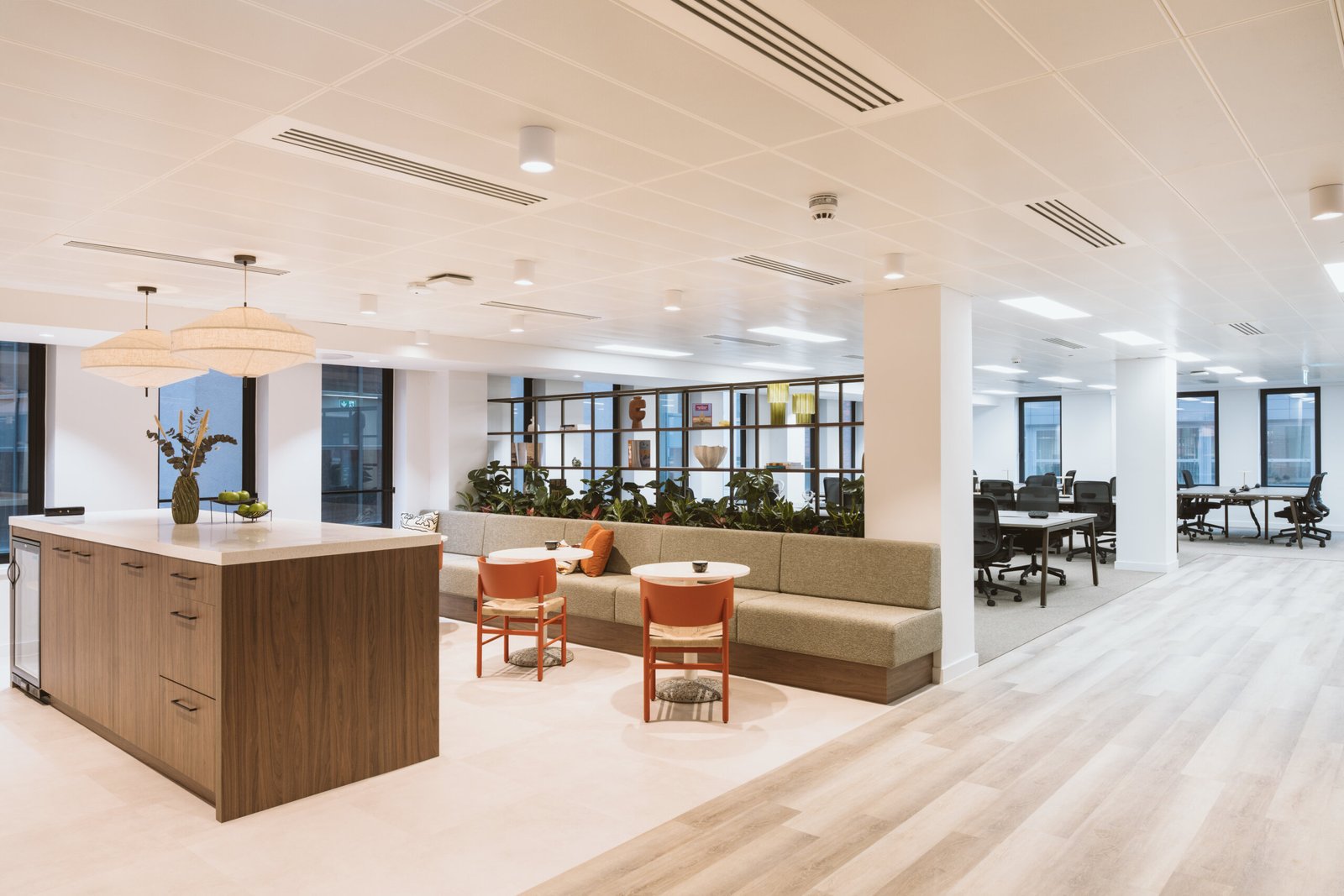 17e7c3db-6a6f-42e3-84ec-86cb6443c288