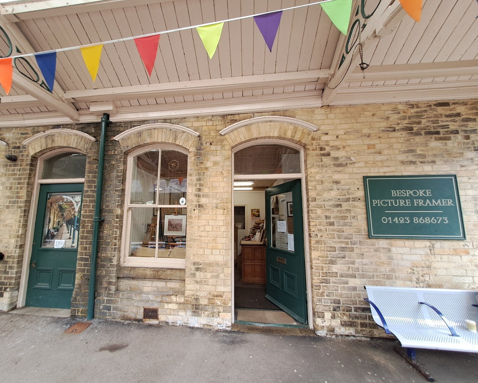 1a8cbae6-75d2-4204-9905-5a6c9841042c