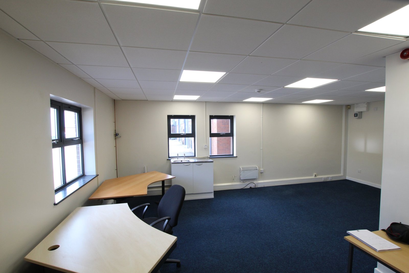 1b471162-2159-42bf-90ec-b9ea4d74a2bd