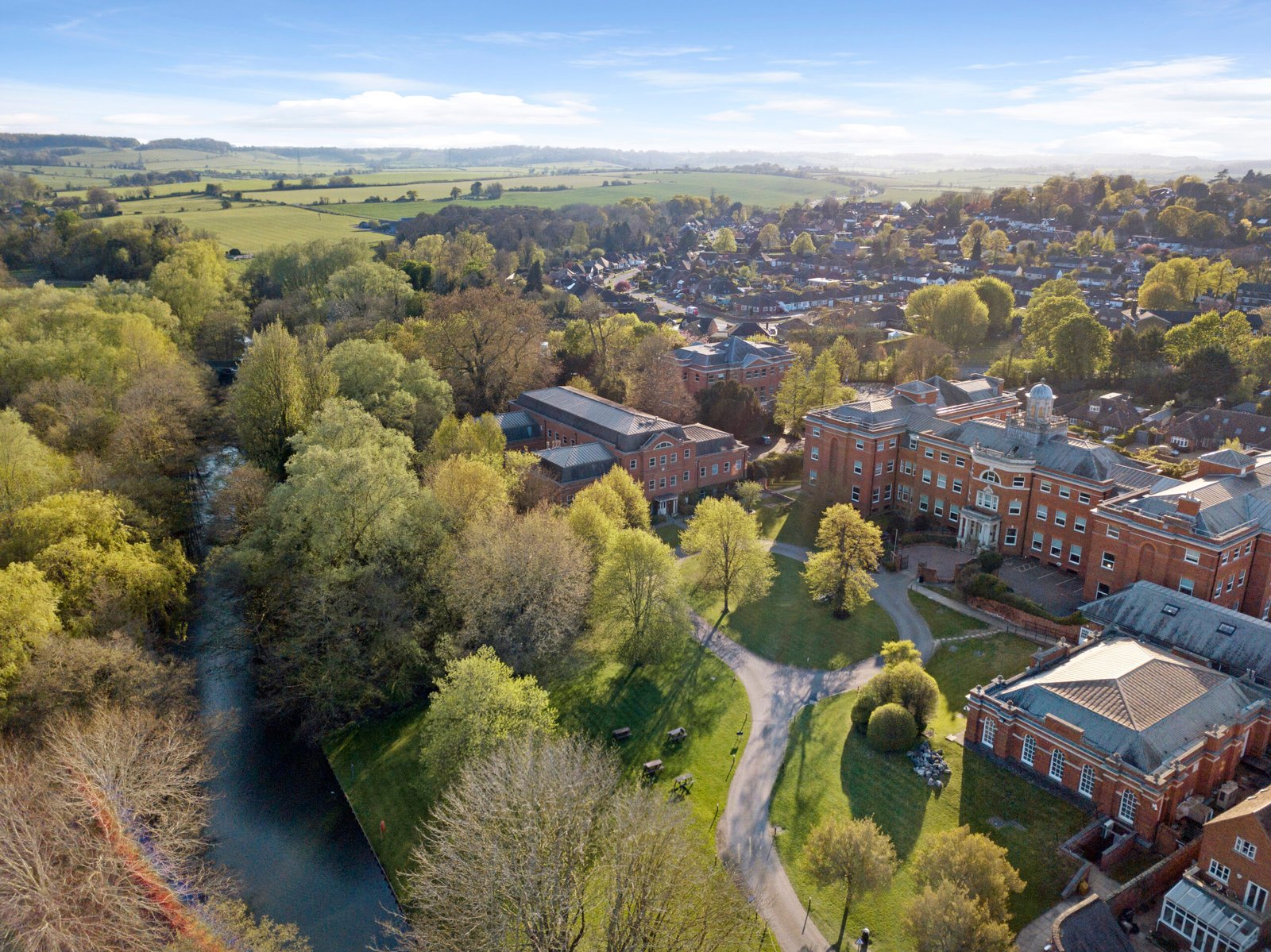 1b5bc1fc-6dff-46c5-a2df-bdbcd436e398