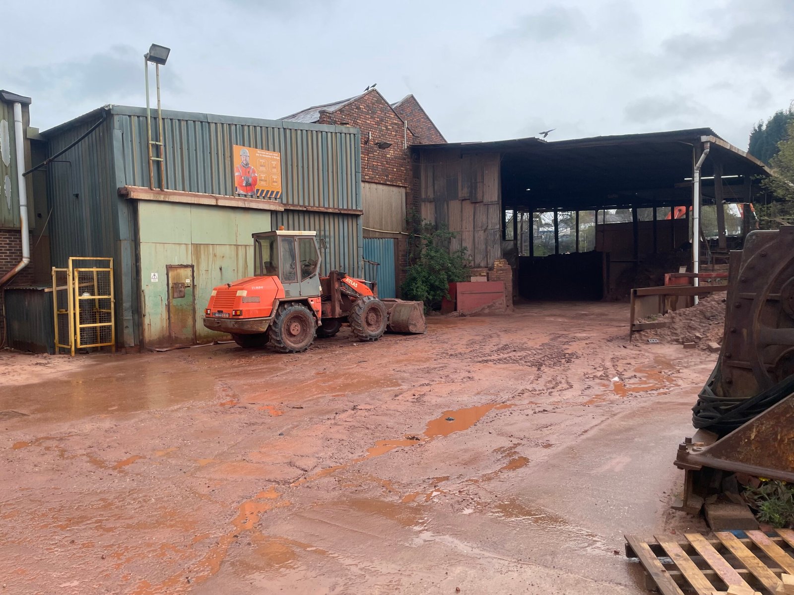 1edf5baf-d2dc-4660-9427-419dc5965ec2