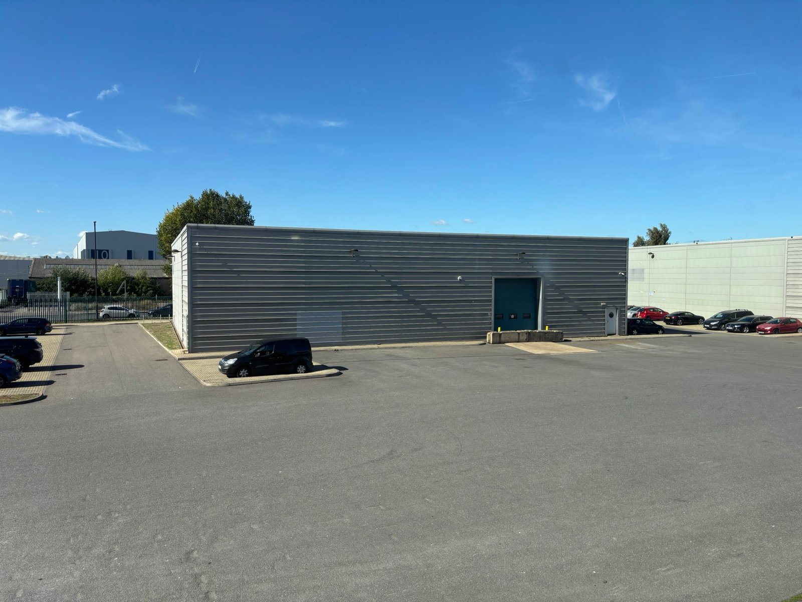 21999951-dbee-4c63-add9-2e411cd1bd95