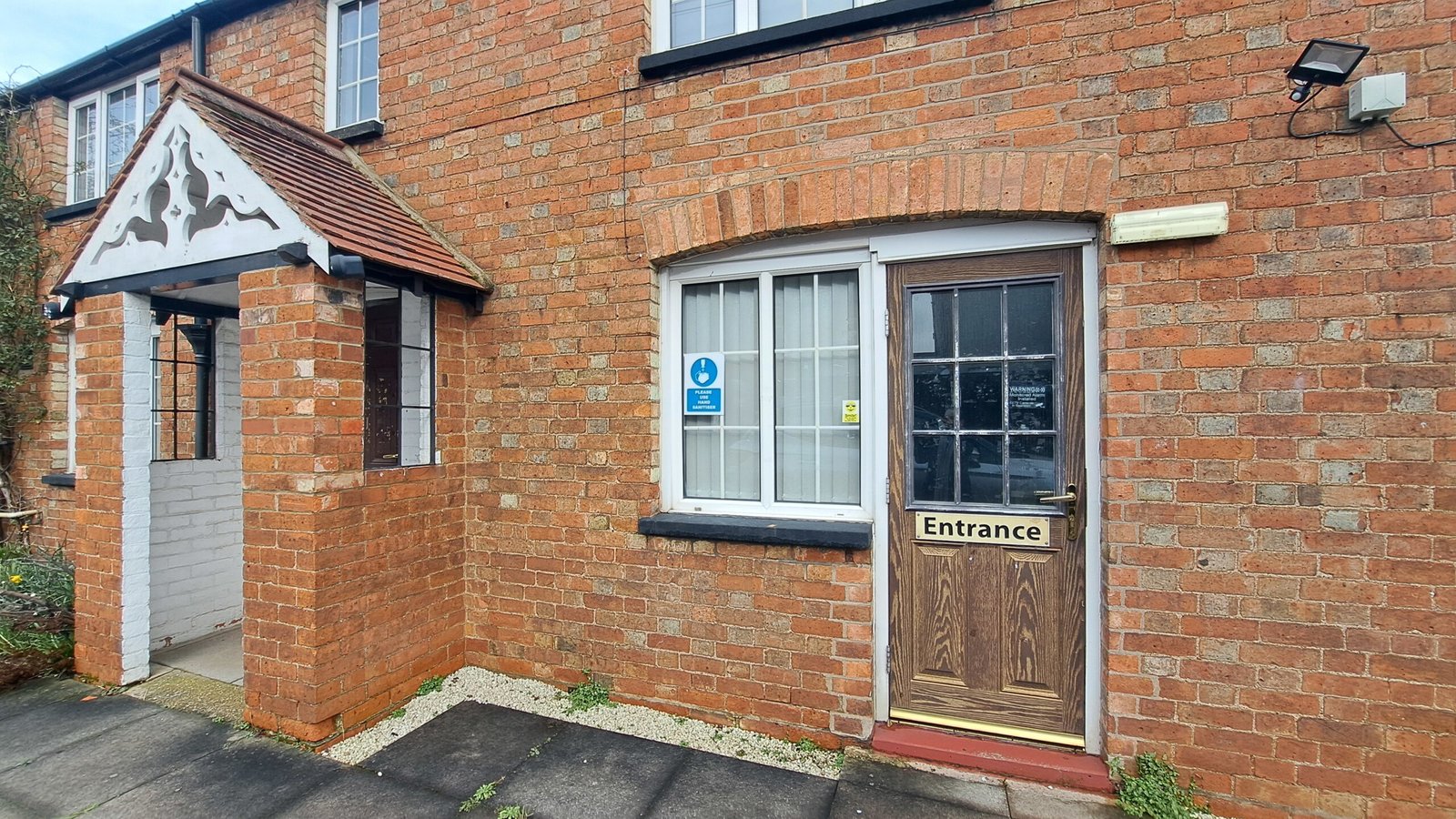 312e34b4-5b7e-428d-99a1-43f7490f9653