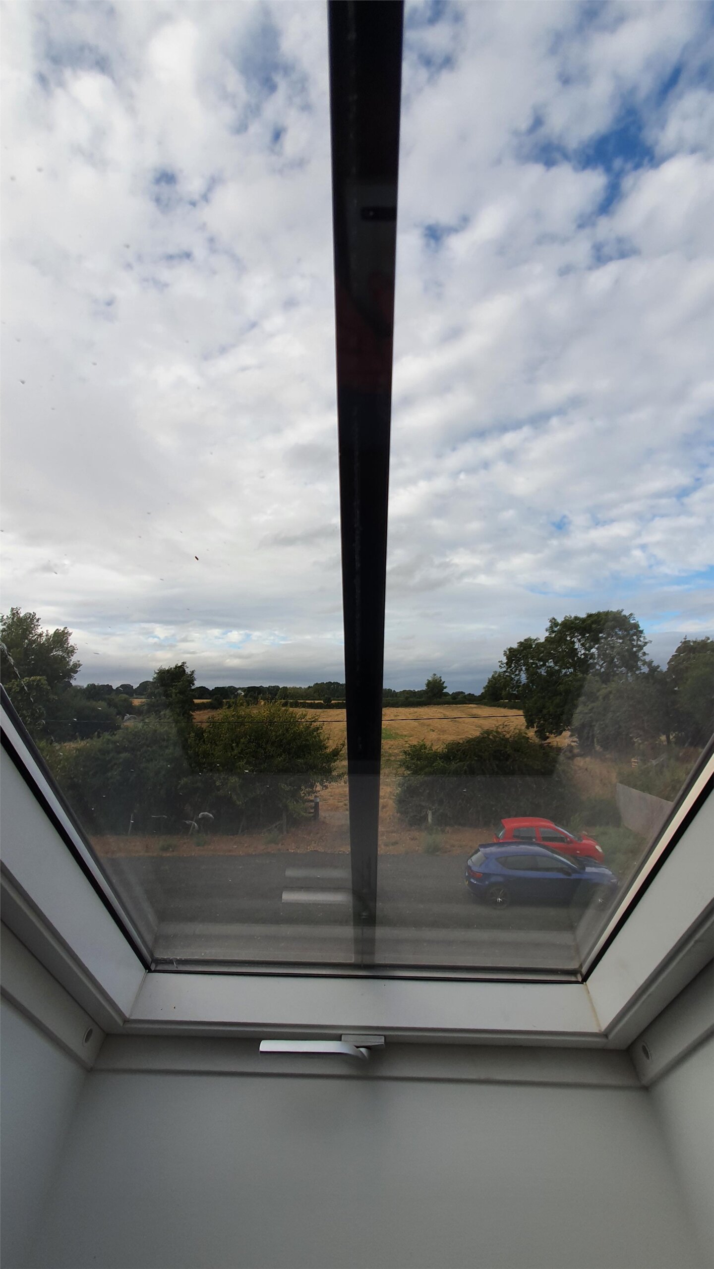 39d23c0c-6aab-4436-8250-229d29782abf