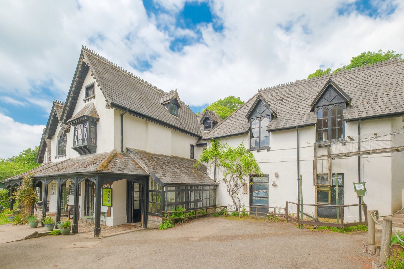 3f98fcdd-8d94-450b-baed-610958e9f4dc