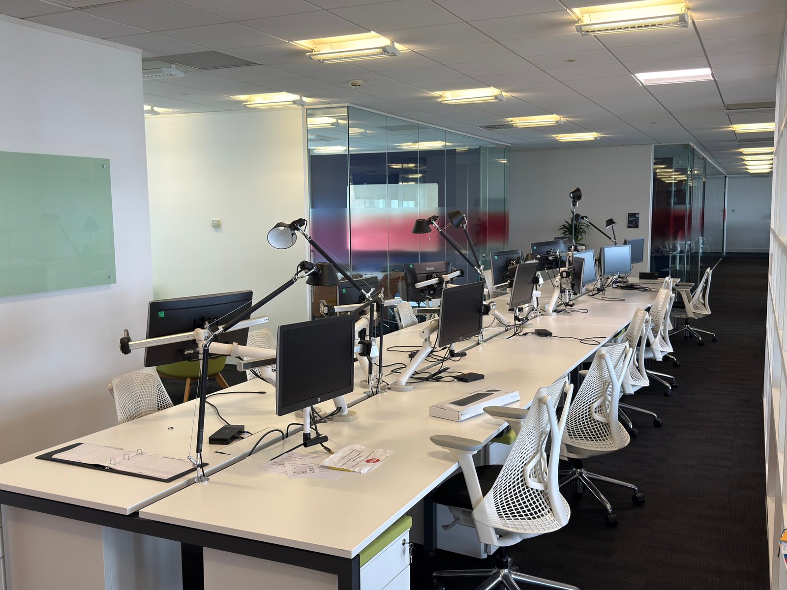 3fe6b1eb-016d-4e80-8954-e6a318a59180