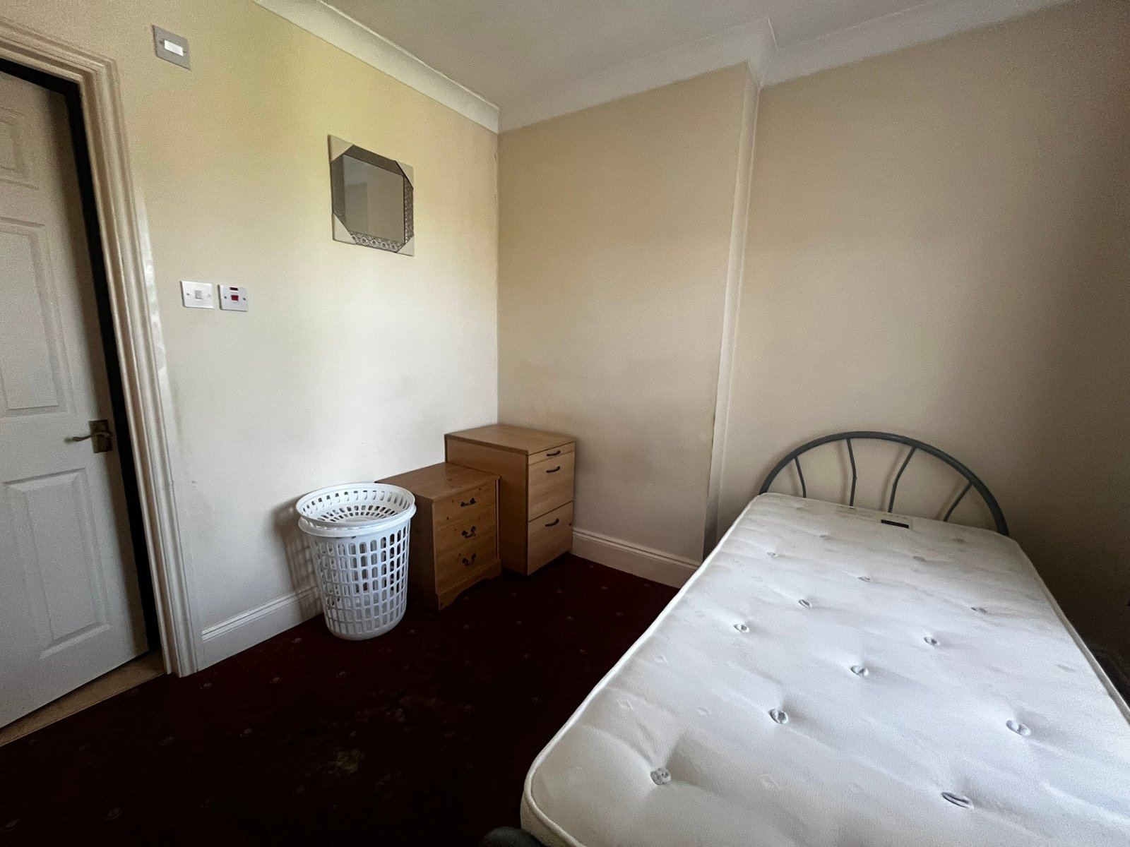 43b15da1-74eb-4cfb-81b7-388ecc25db02