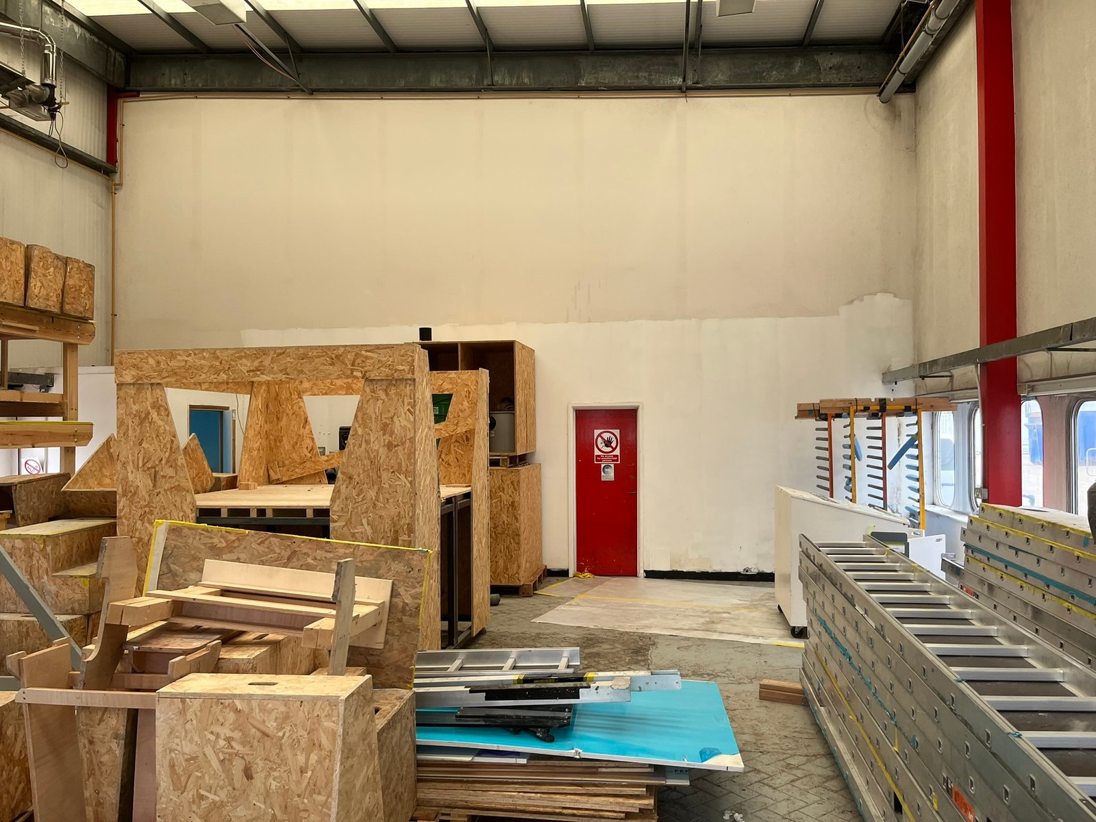 4b0161f2-f001-498f-a151-71c99aace073