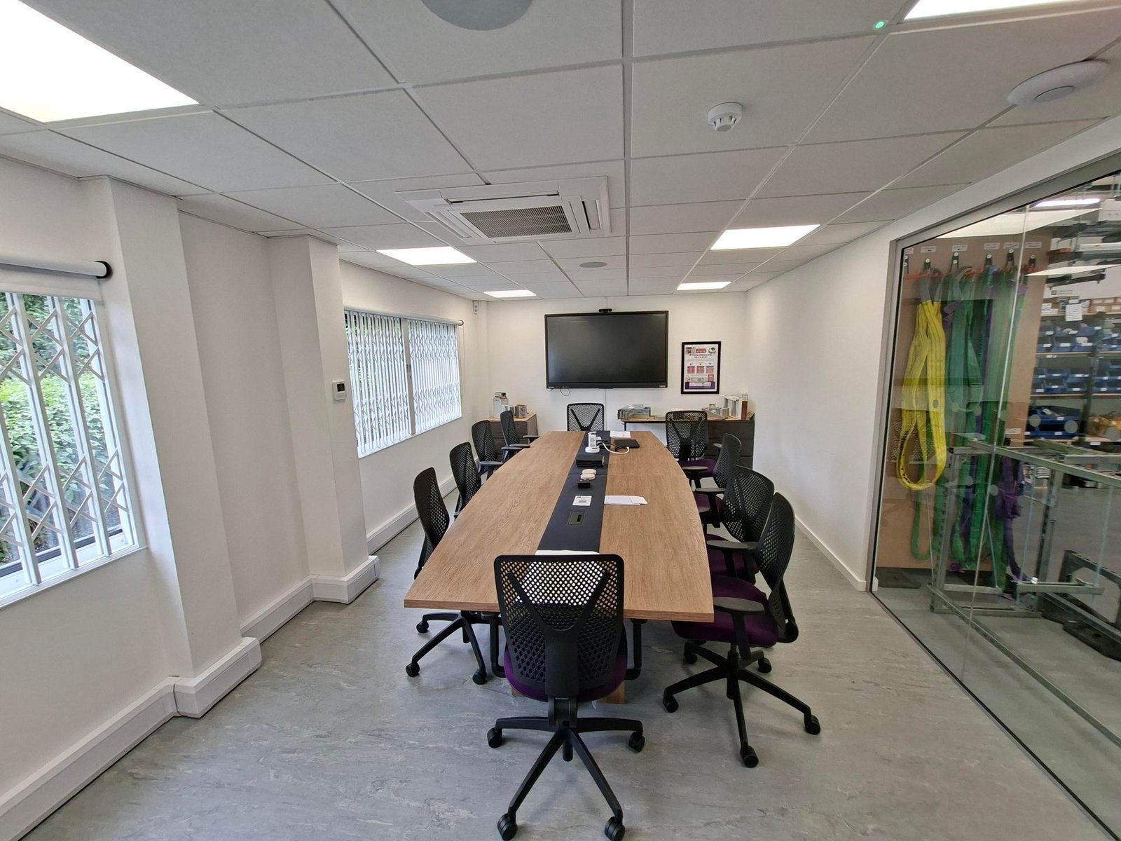 4ed26028-2f1f-4843-9dcb-e68ed348a44b