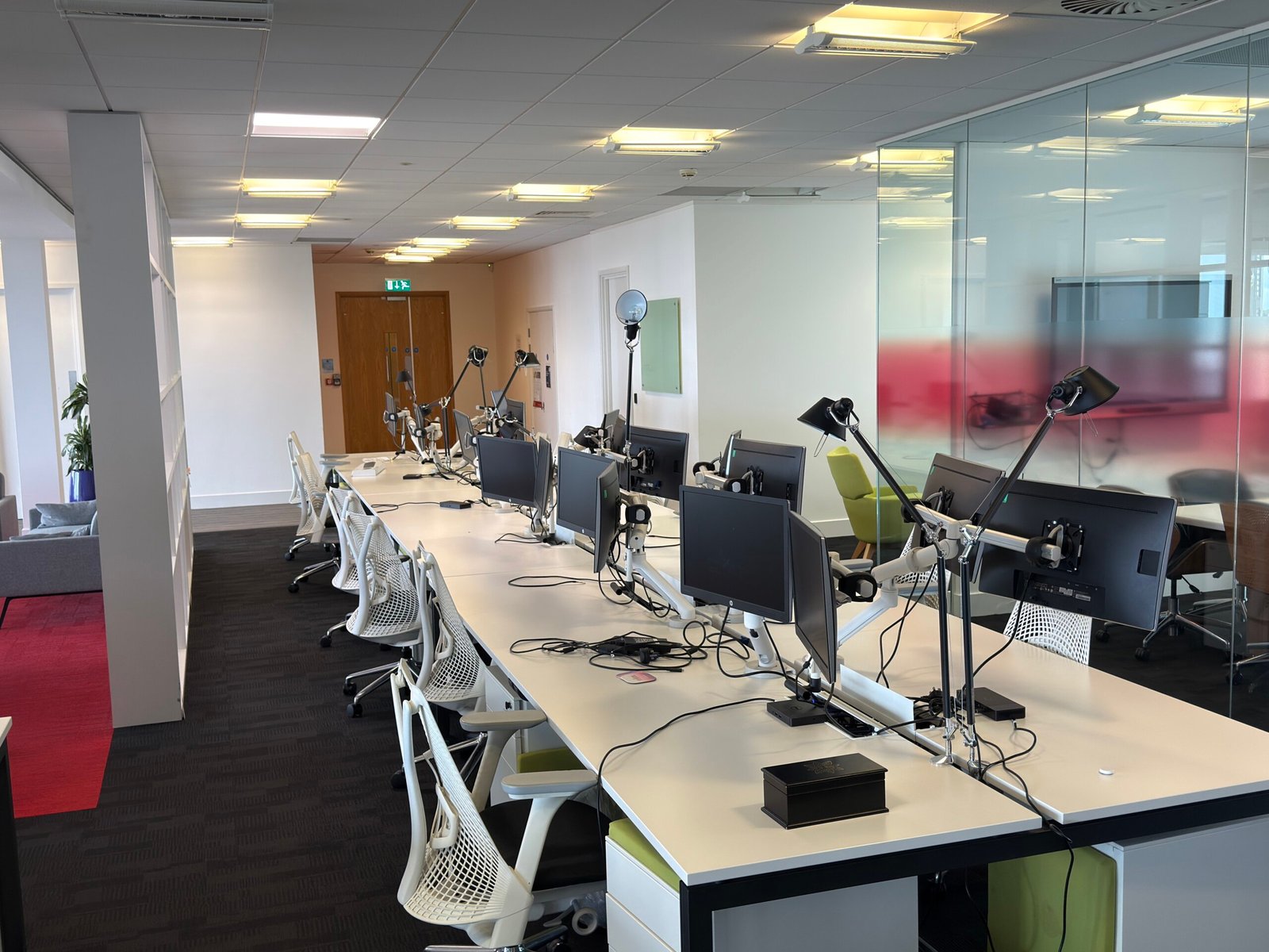 57af4aea-991d-42d0-b99d-c2563591be6a