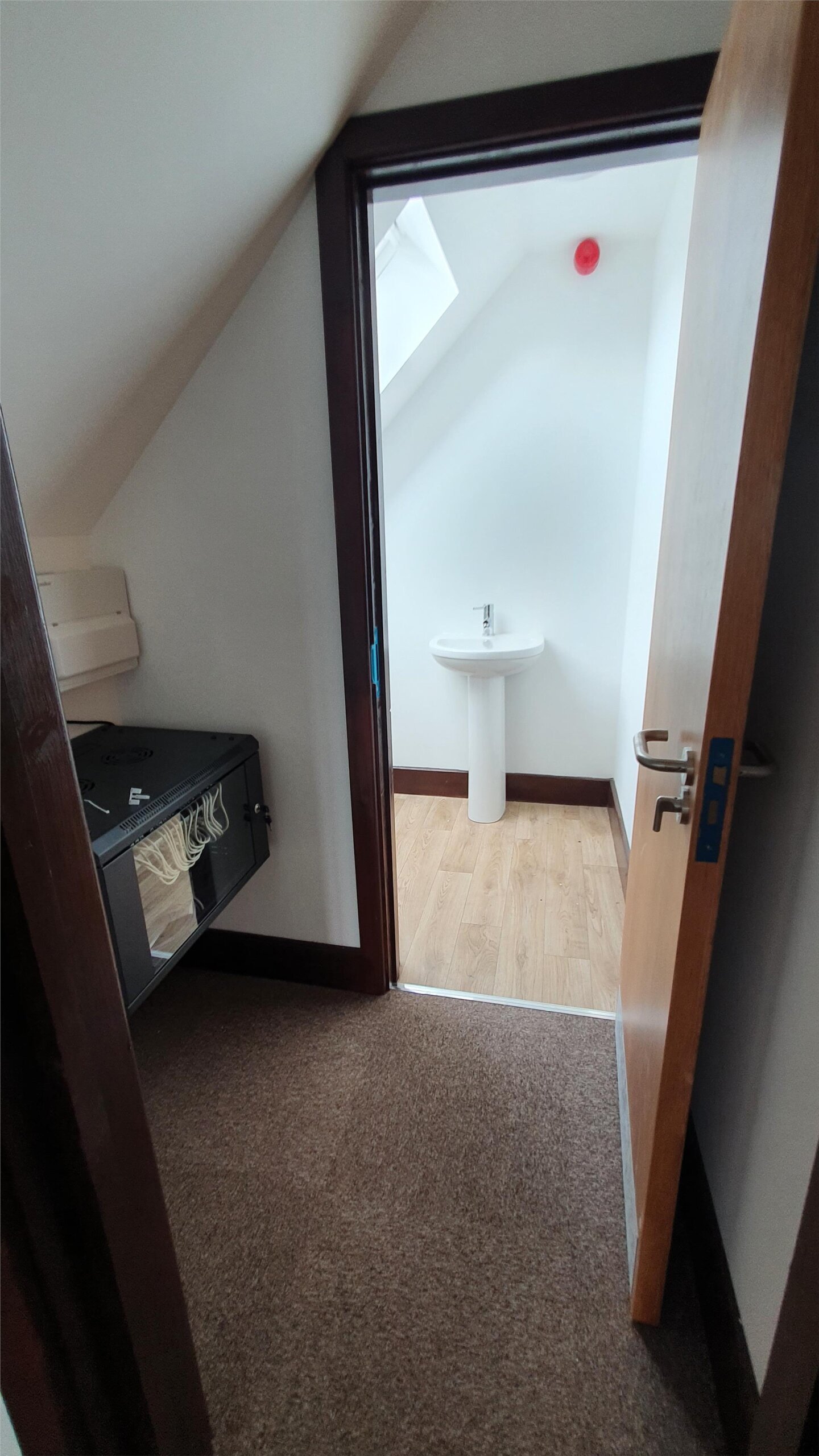 5b8a524d-a5dc-4f51-80c1-6c98e60f7978