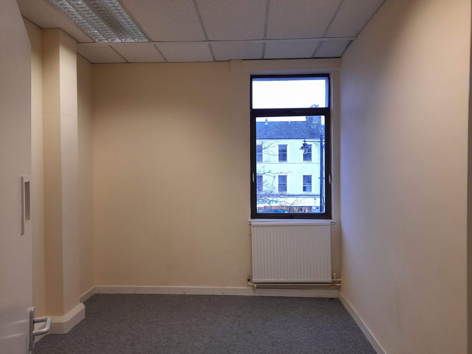 6a9940cd-7805-4cb8-9fb4-fad85d5d8409