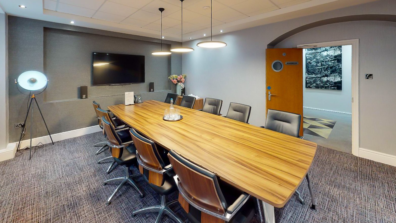 6bcaad49-44aa-4870-80ae-b9d00bd69b15