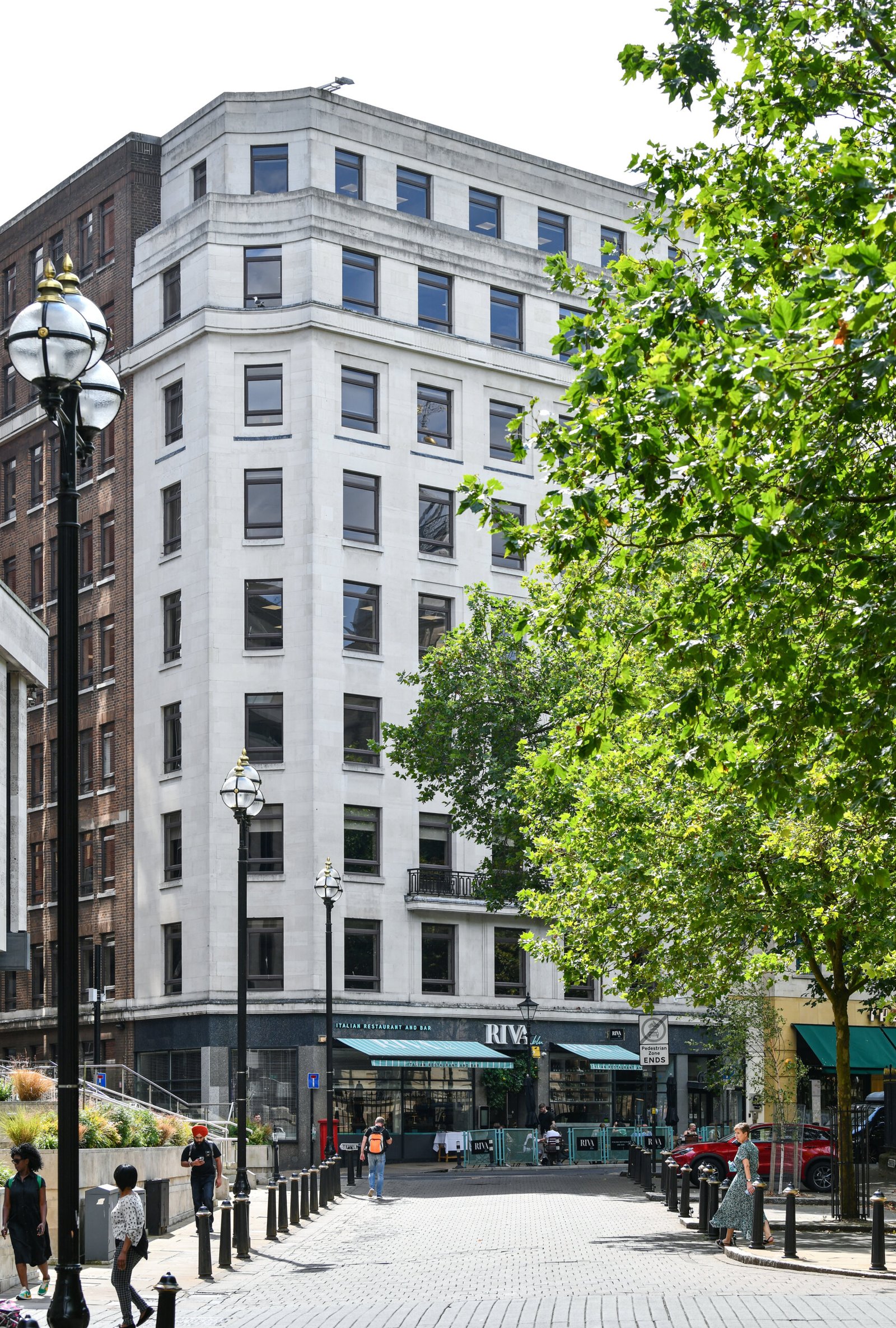 981dfbbb-c539-4de0-b639-3bb91843bf10