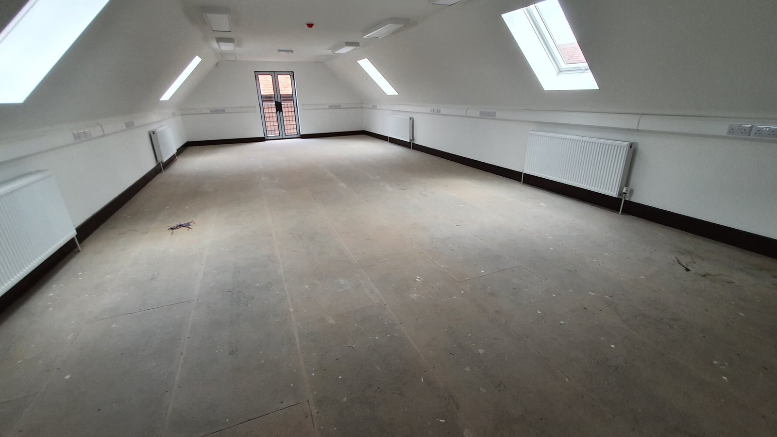 9934854d-f6d8-4645-b9a3-80b257351fdb