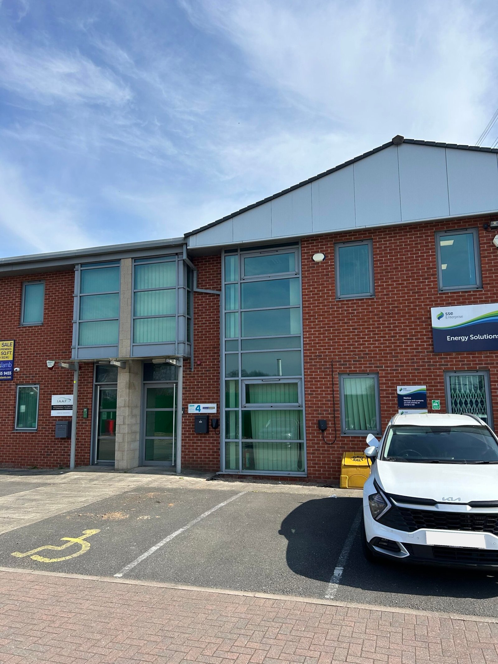 99990865-4aaf-4563-95a6-e27cf1309fd6