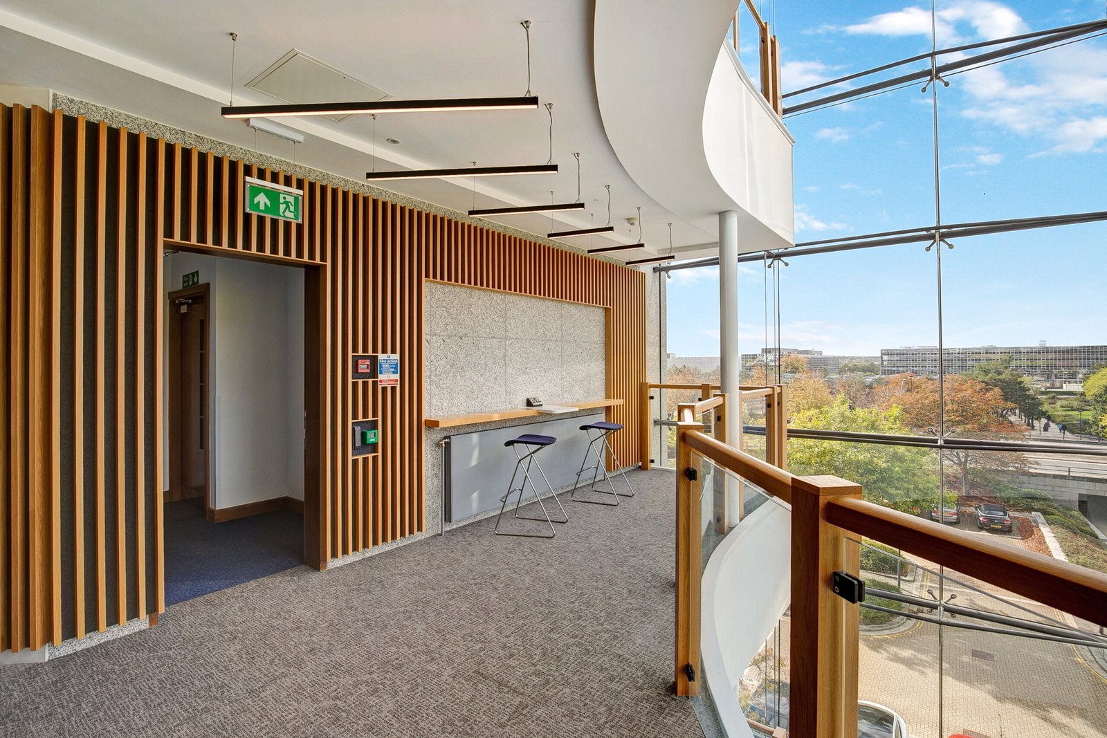 a4f9b709-d0c5-4164-8c5a-151496f5295c