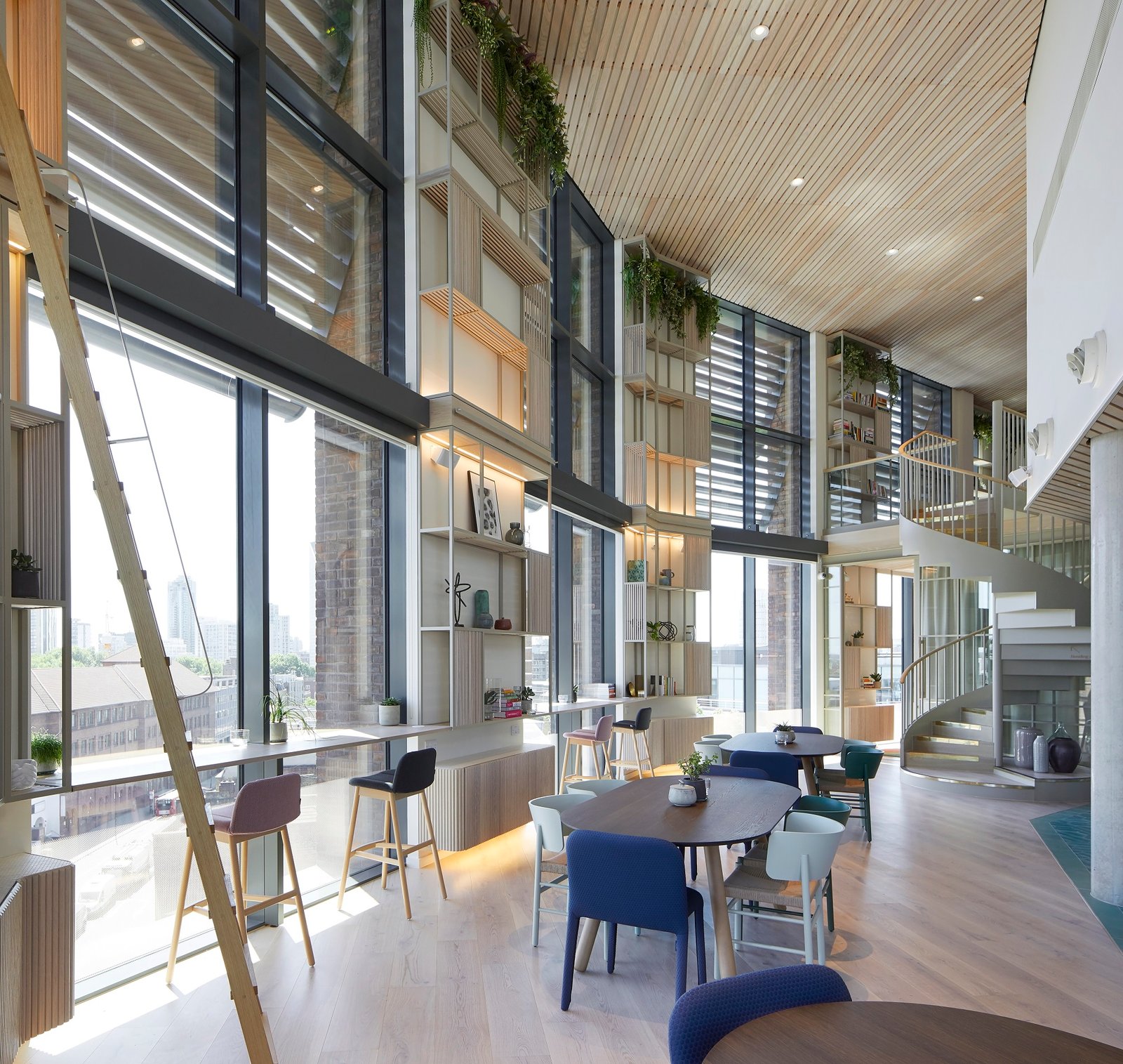 a5581ece-52a6-48e0-b076-d900a82e69bb