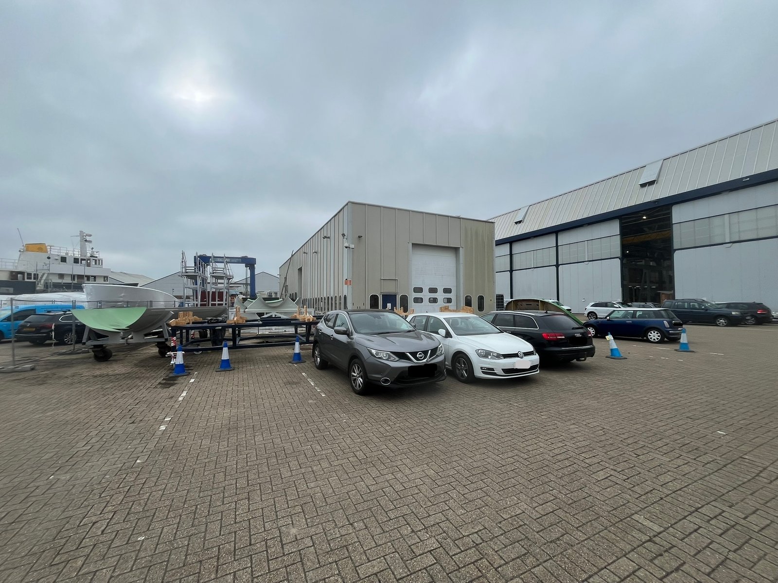 a83c2625-e4cc-4563-8258-f36299e27c33