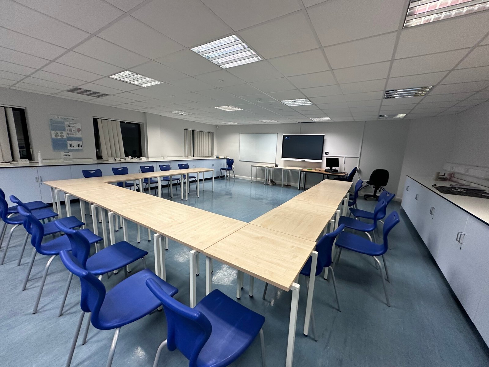 aaaf6717-bfcc-4679-a55e-c6f302367a95