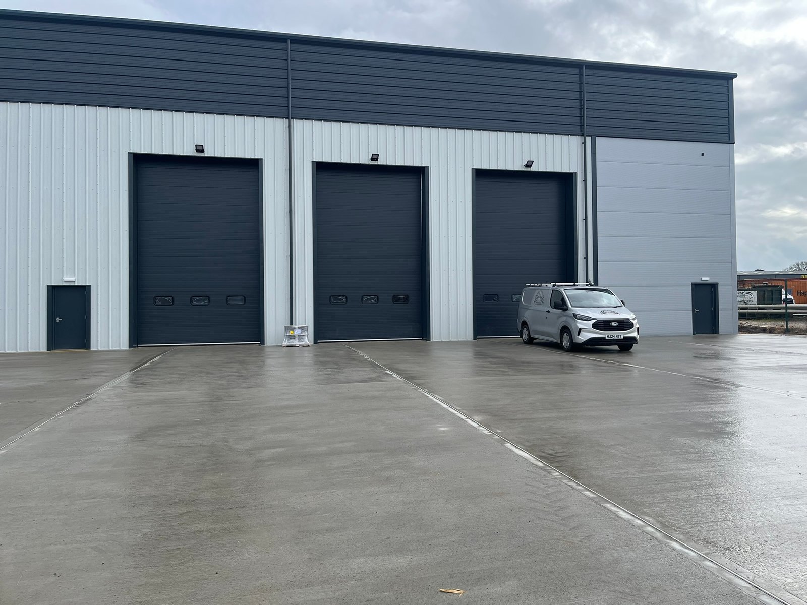 b5a42ef3-e6a4-4454-97bb-250555031a10