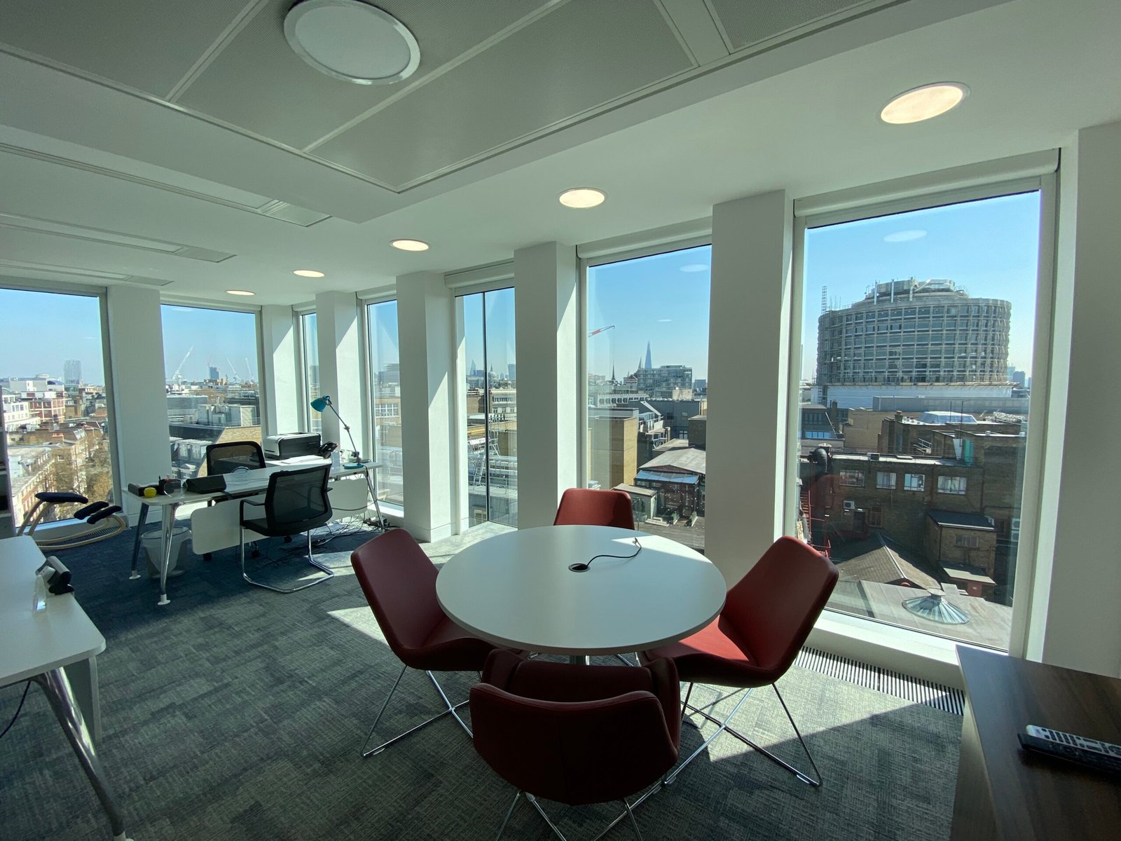 b79f2b2b-5aca-4d9a-97b6-6b2653bc7599