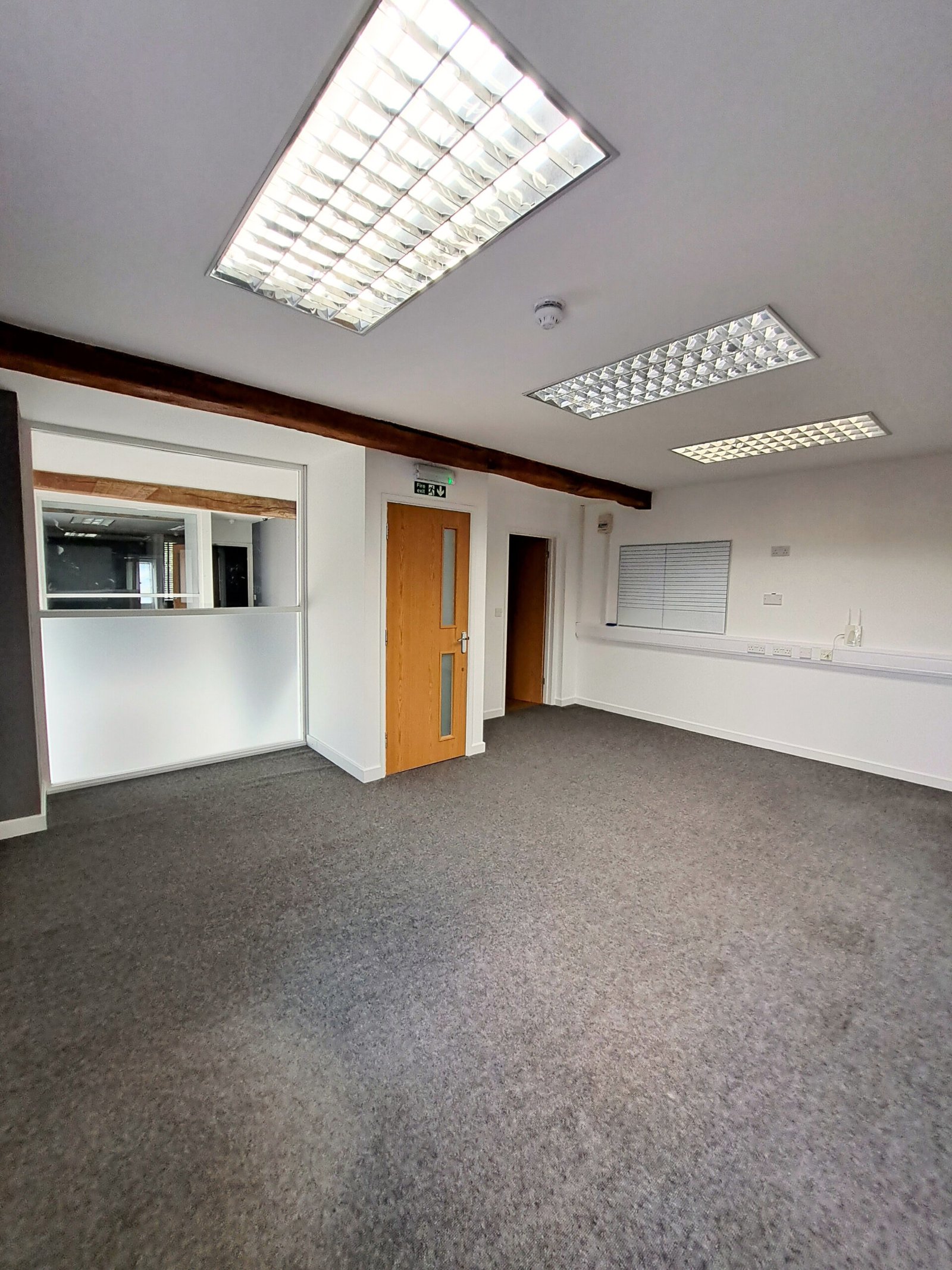 b8675081-61c8-4575-8db8-5652dfaff93a