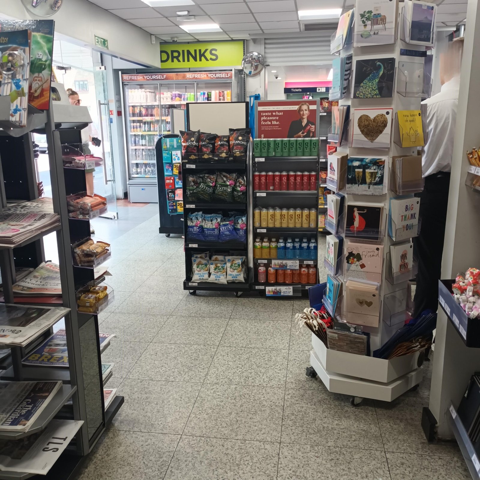 b8d66697-d99d-4f52-971e-27238a488aec