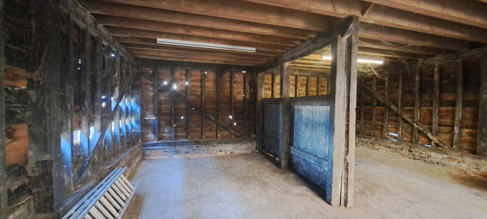 c02142da-70f1-4b4d-9da1-db5a9431786c