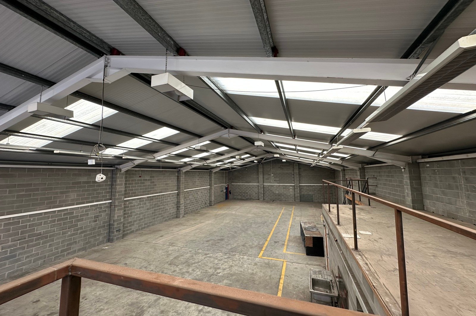 c51c3403-c4ec-46fb-b85f-db367bd3925f