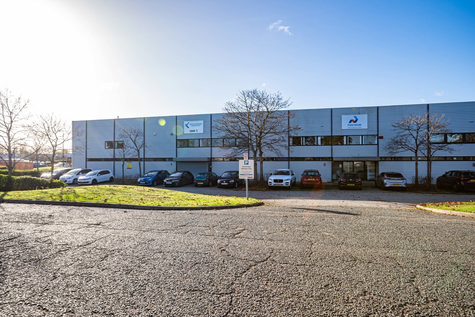 c54e0624-ab33-4e7c-94e1-38a4d56a9405