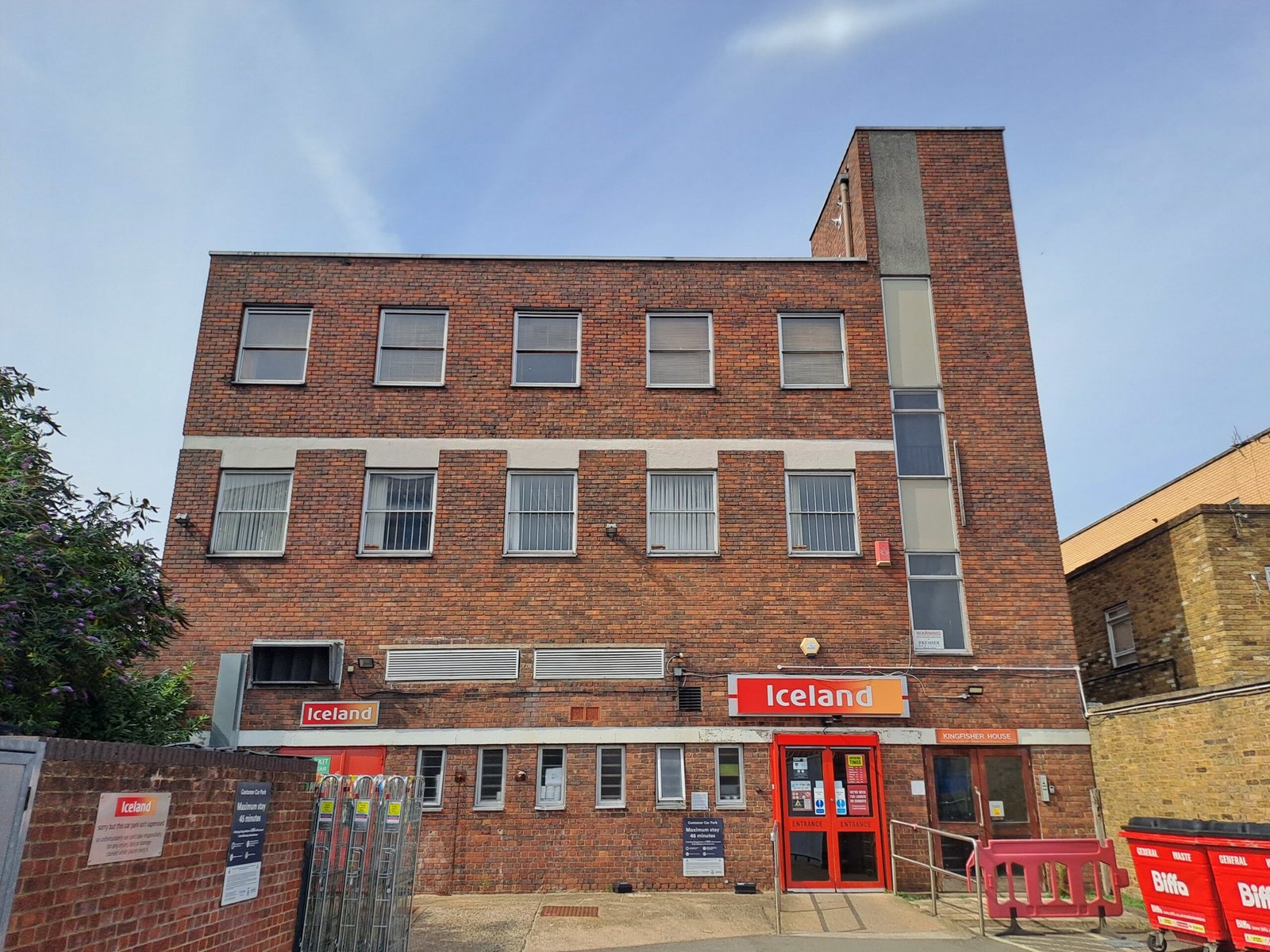 c9e583f3-706d-43e8-8430-7862cf9536ed