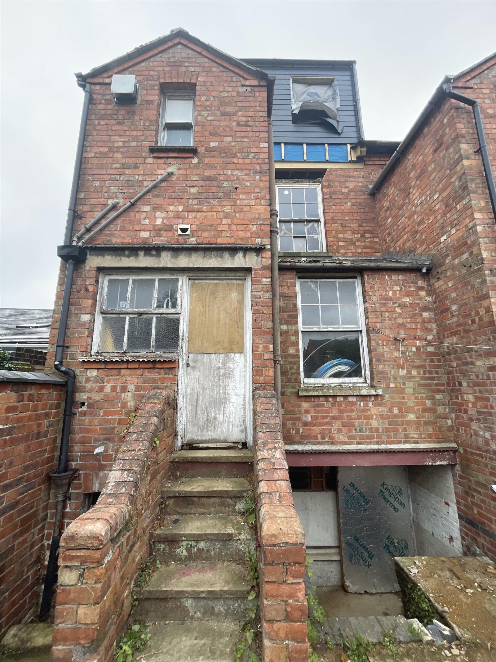 d15b721e-3354-4a2b-8912-ab4f9823d43f