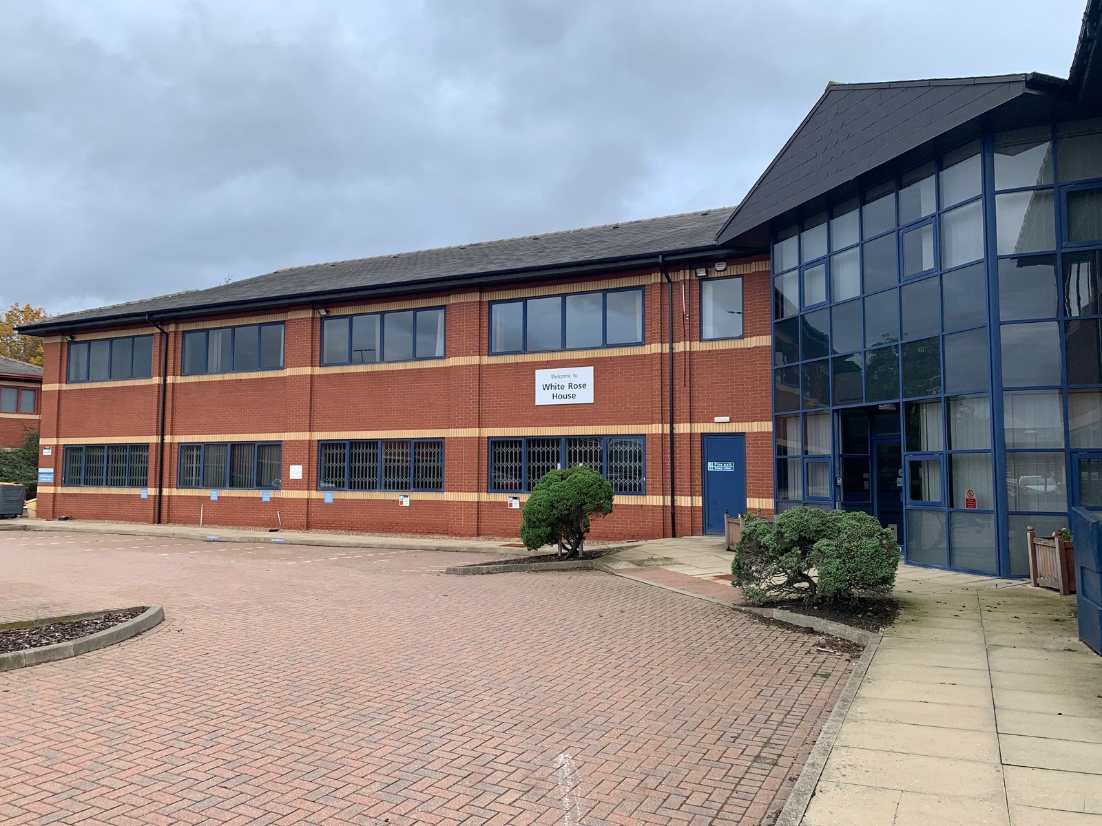 db770b93-cadf-4e9c-a074-db3e57740253