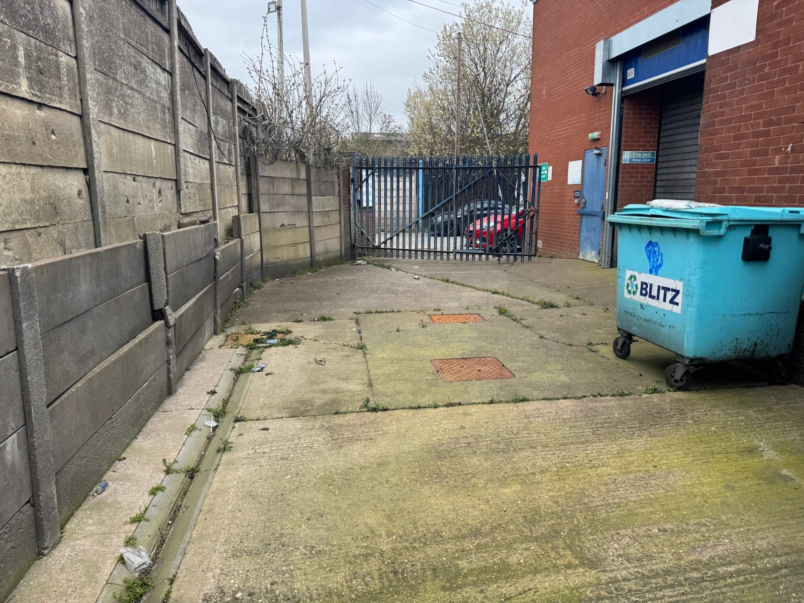 dbc3a867-008a-47e4-8dec-67883418a361