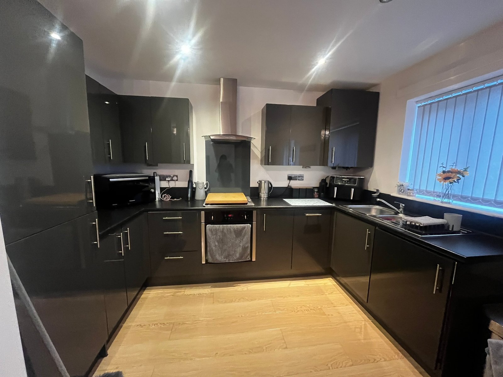 dbf213f1-5f5e-400d-871a-b7ca63b20520