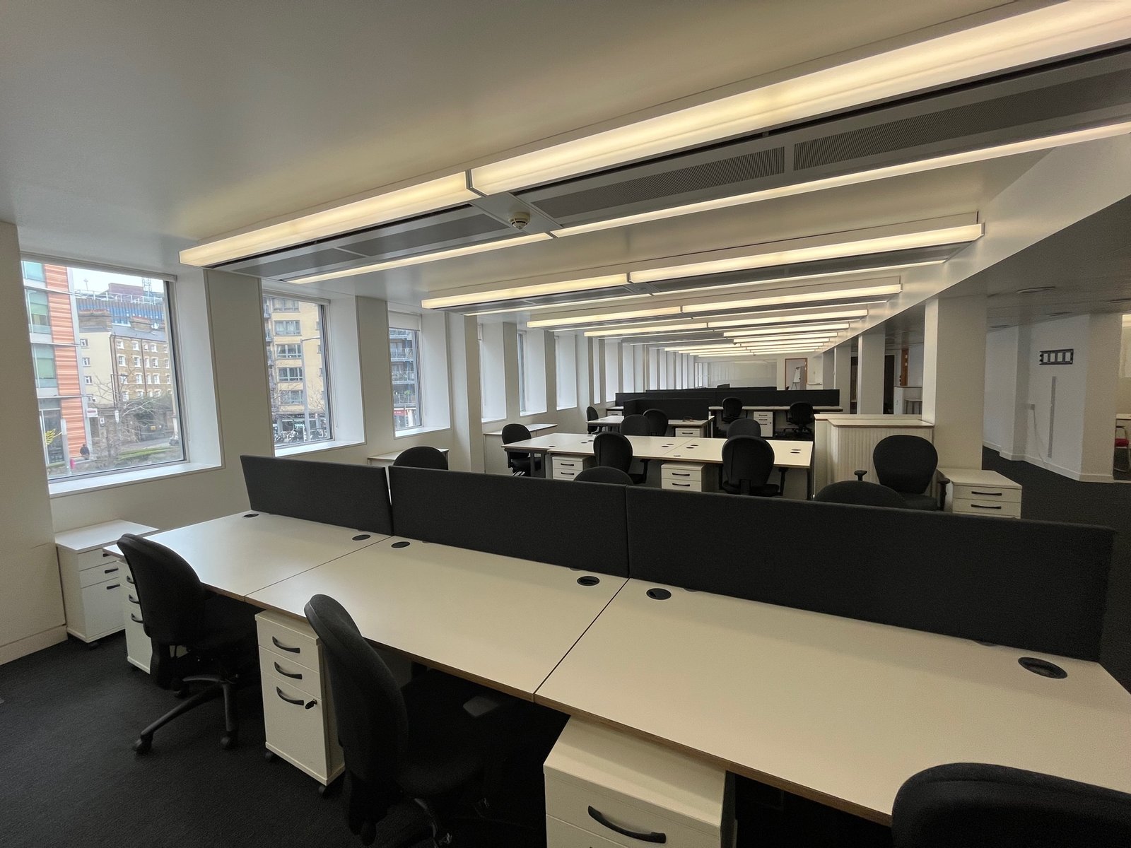 dc879503-0f63-48d4-a618-5078fb2be669