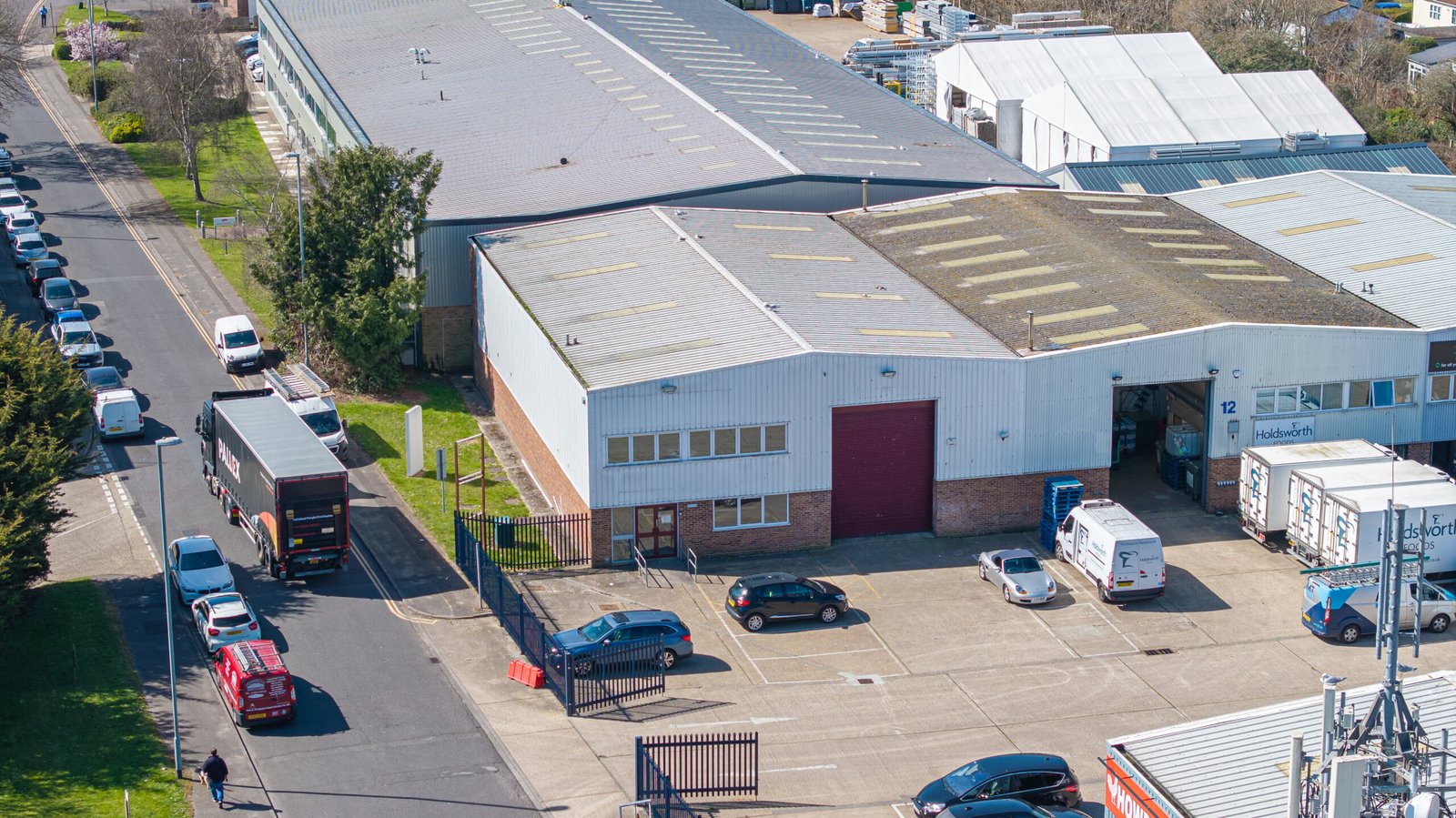 e1e9fec2-4b26-4065-a2ff-5655603bb1f0