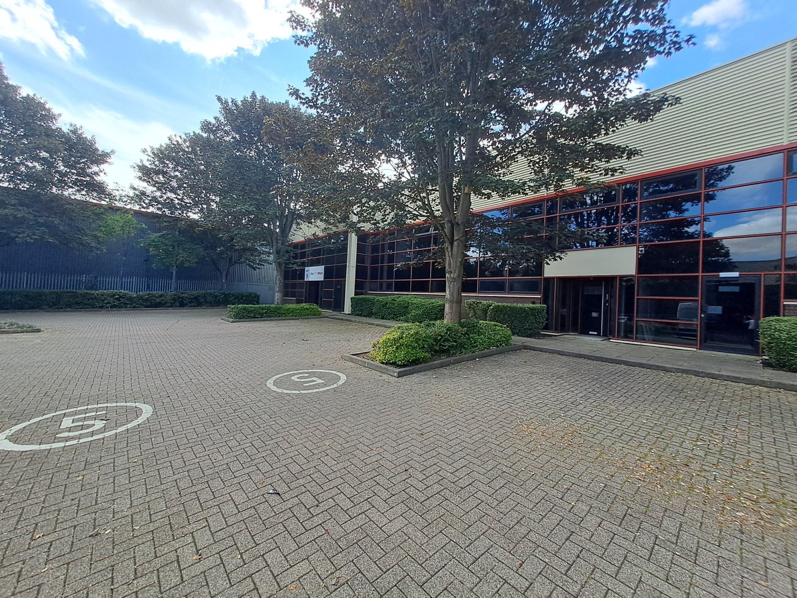 e4cf9f4a-a051-44fd-8d7b-b308463593ab