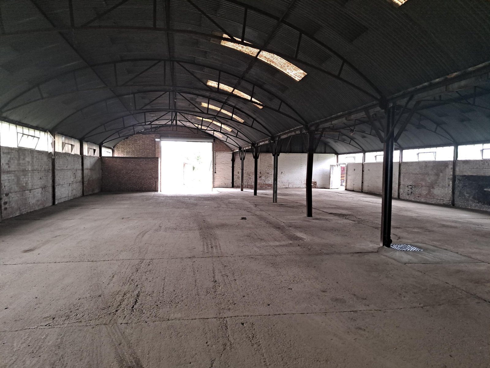 eb4c986f-4508-410b-b513-47810377926a