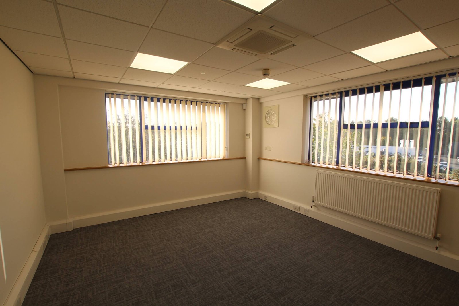 0ee82f51-05a3-4c0e-b63f-60dd8f81b9db