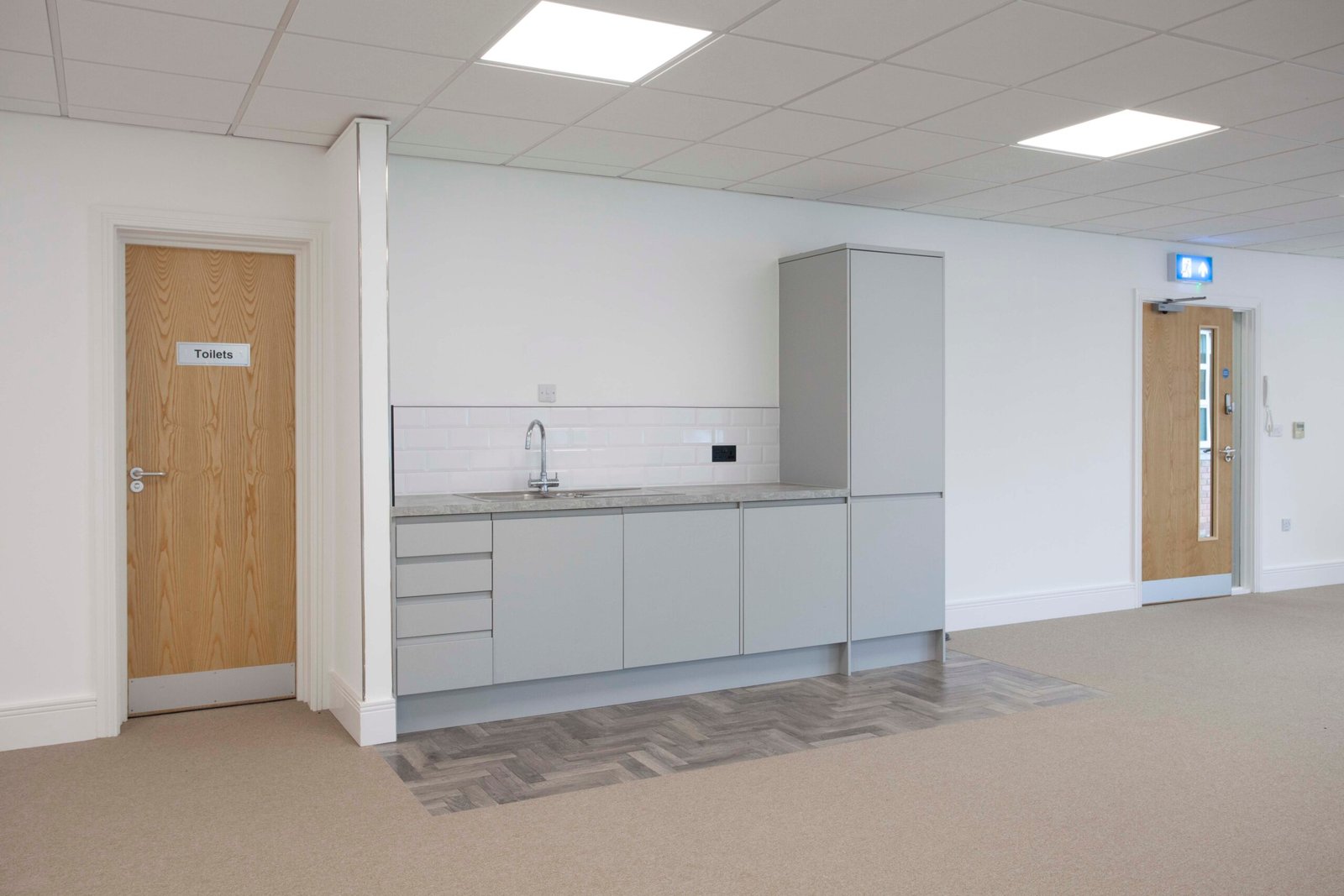 2541b7af-b8d4-409e-b6c3-4eb3be9a92ee