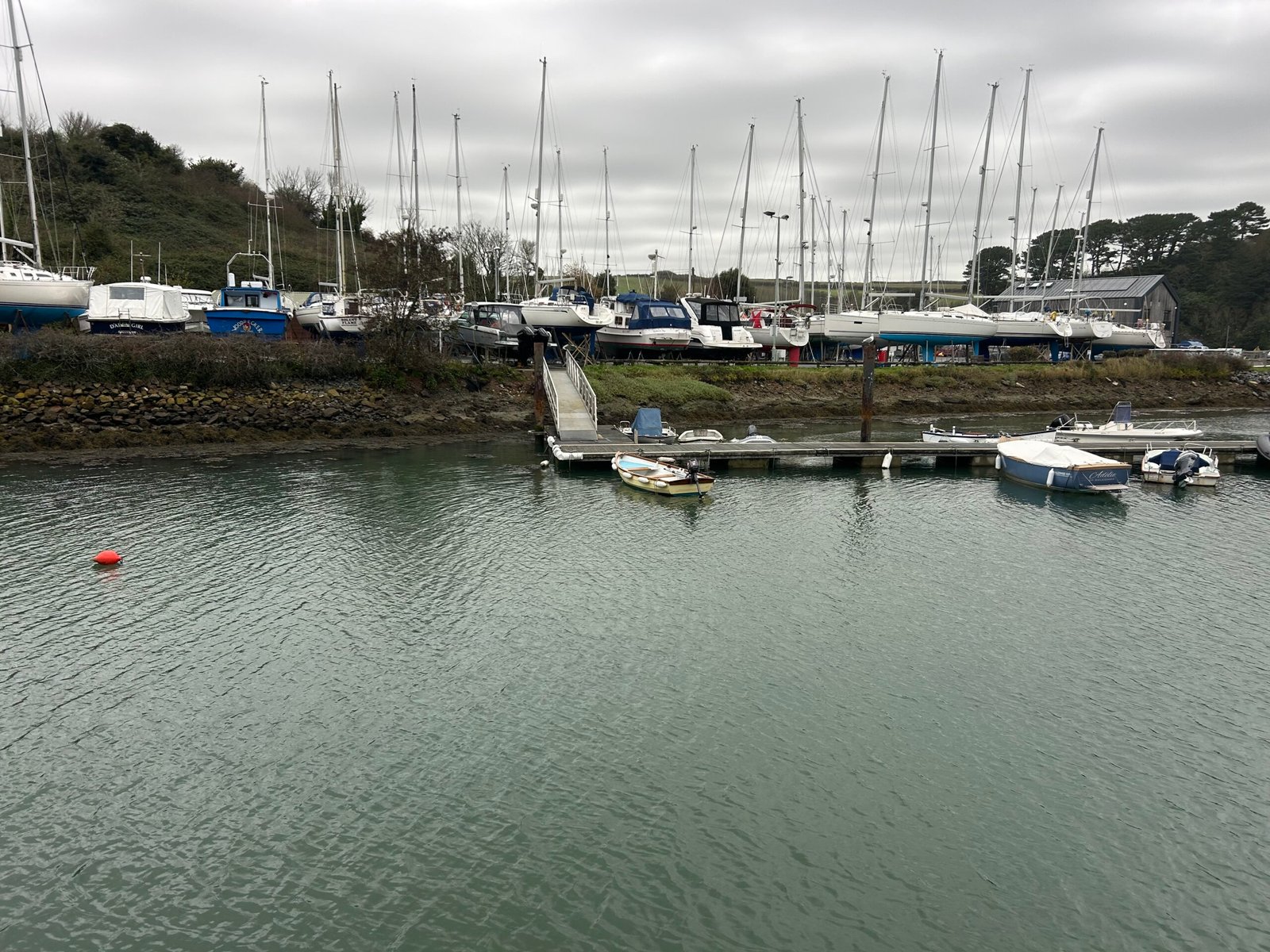 2b543938-9c48-441f-88aa-7a3eb65b1a7a