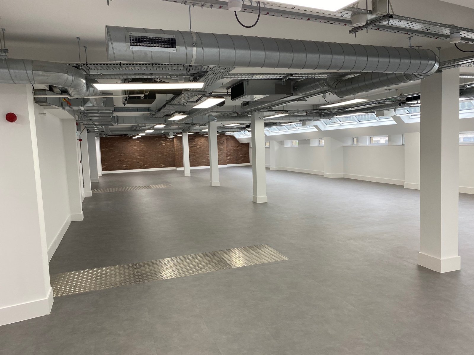 4dfe63e8-a5ee-4fd4-ad8f-fd1881ca295c