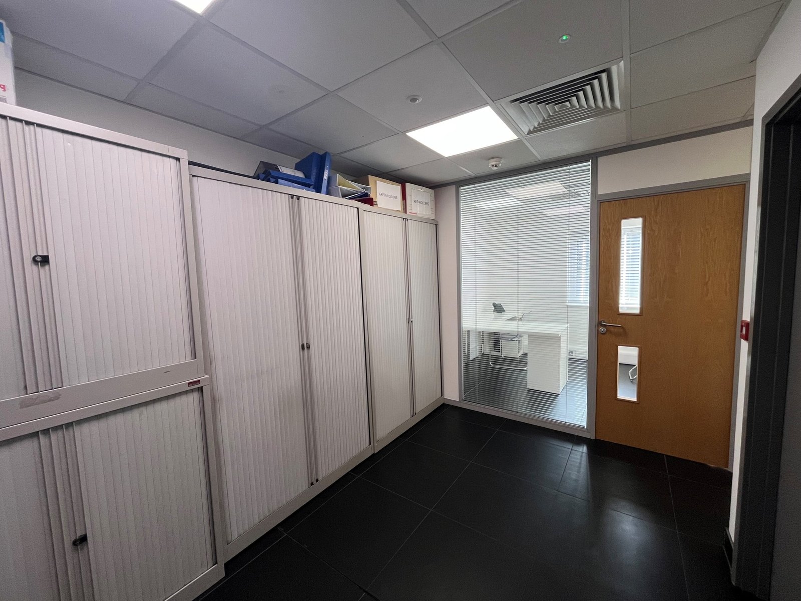 51319143-918a-4be6-a960-d8d1b6e39625