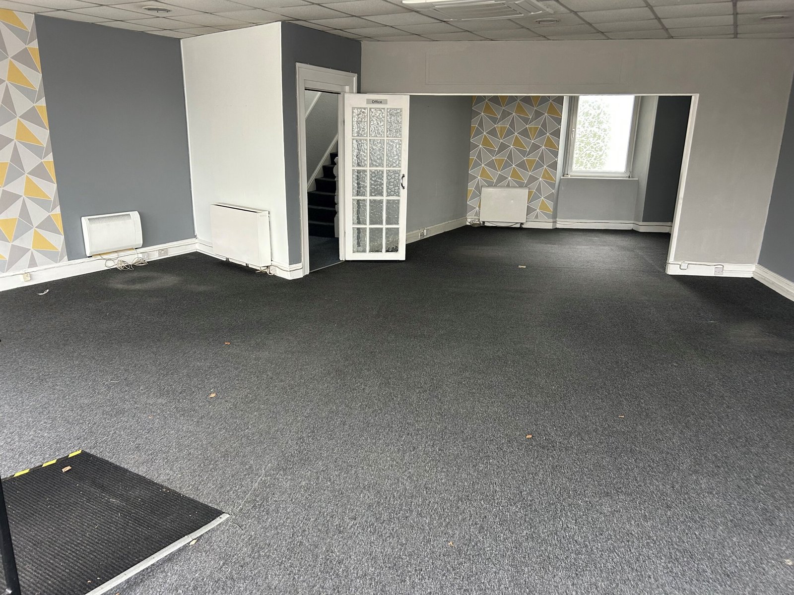 5b299875-0907-4304-8934-d76bf9595664