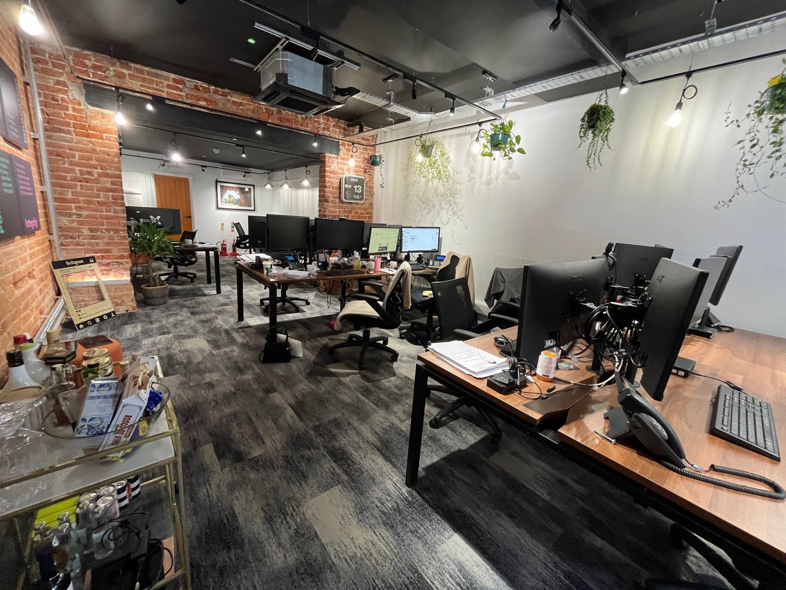 6e5b7a07-7ea7-439c-bb46-3960695ee943